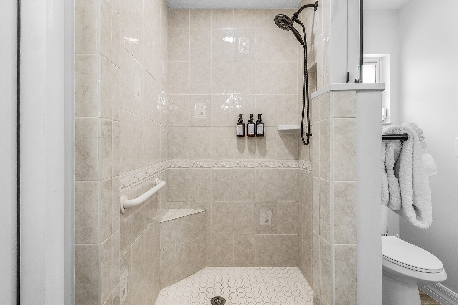 Pelican's Palace (22)