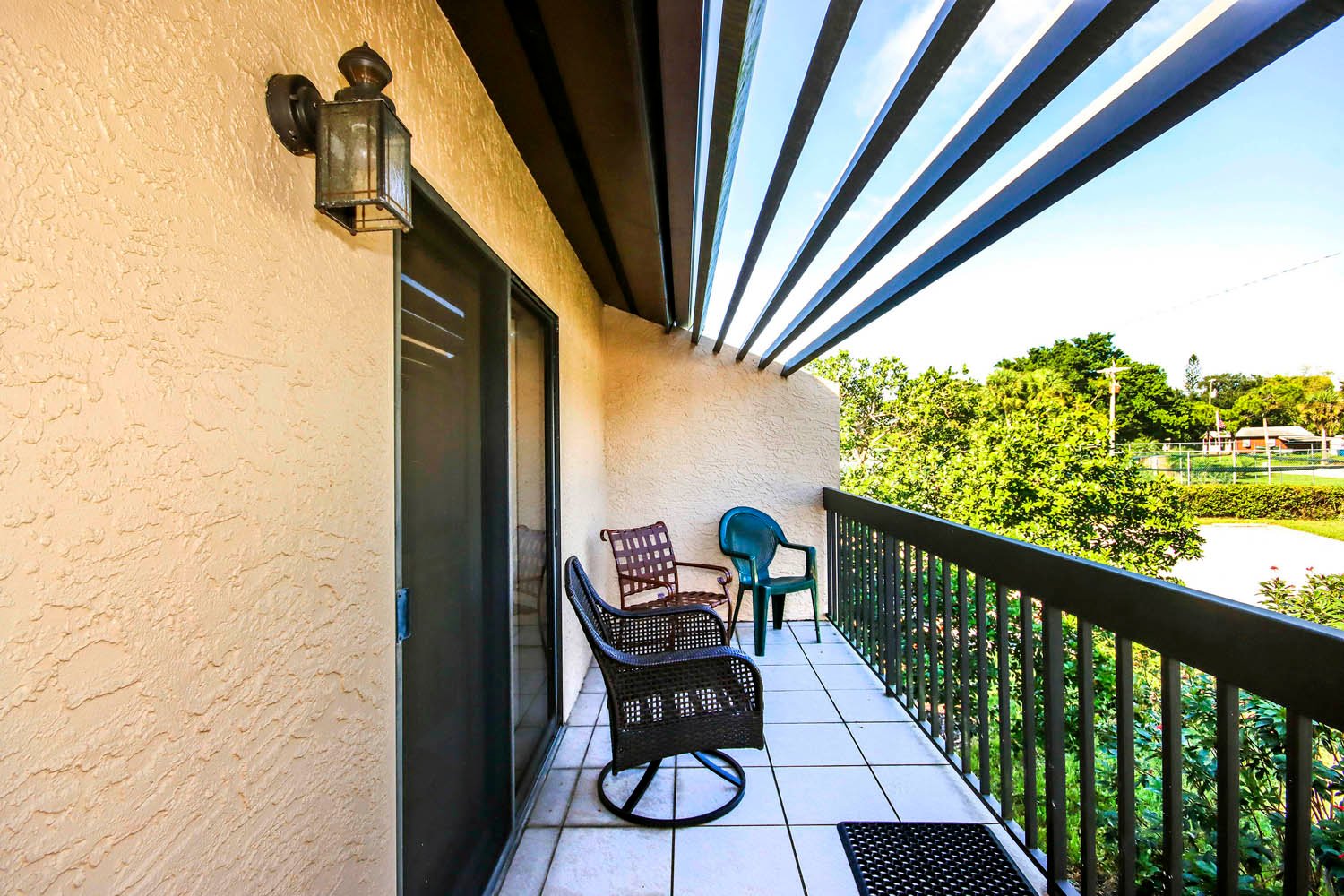15456 AC Front Balcony