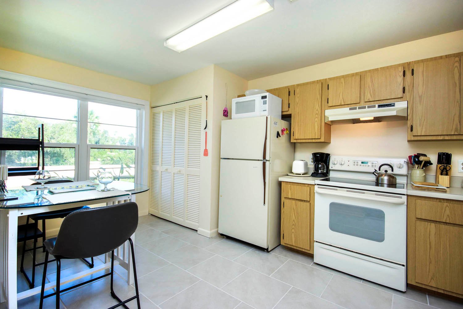 15456 AC Kitchen a