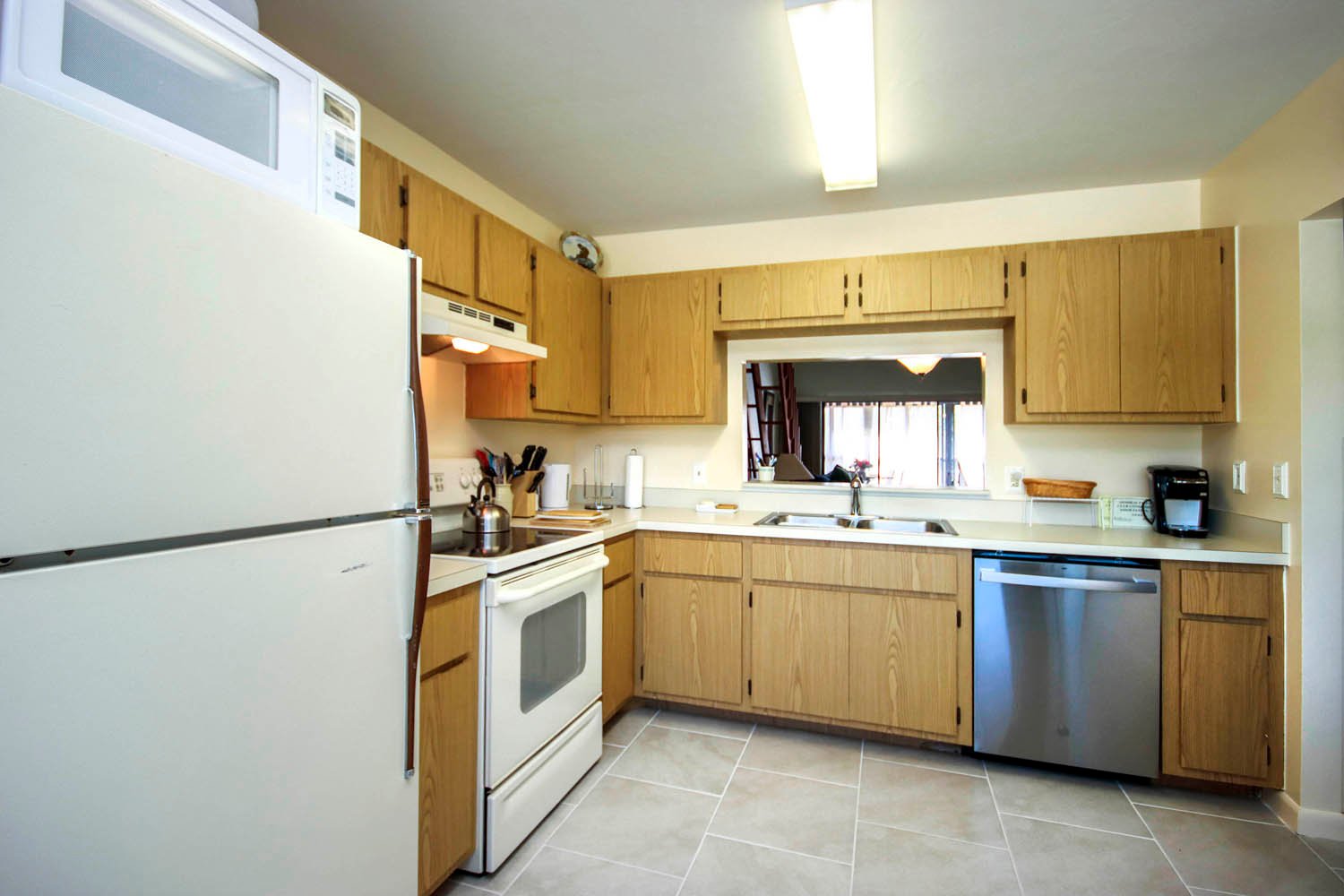 15456 AC Kitchen c