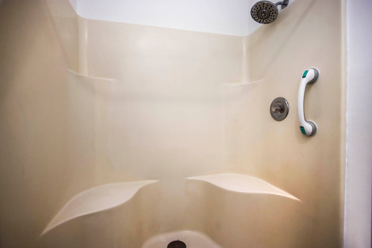 15456 AC Primary Bathroom b