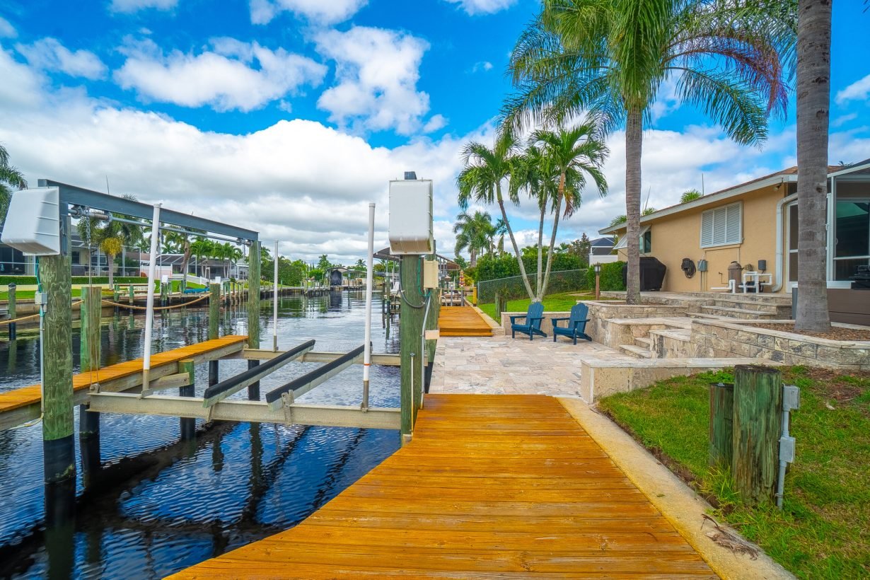 Dock & Roll (10)