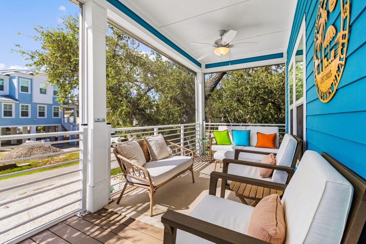 The Coconut Shack (100)